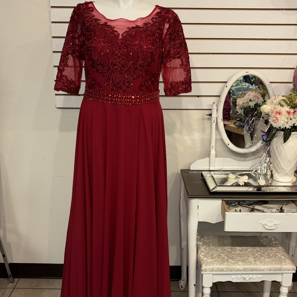 Missacc Gown